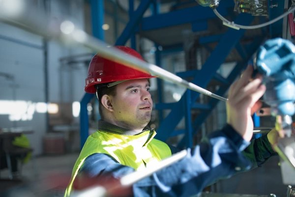 Can You Integrate Advanced Blind Spot Monitoring in a Pre-2010 Audi A4?