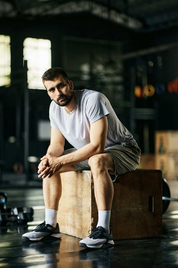 How to Develop a Positive Crate Training Experience for a Rescue Basset Hound?