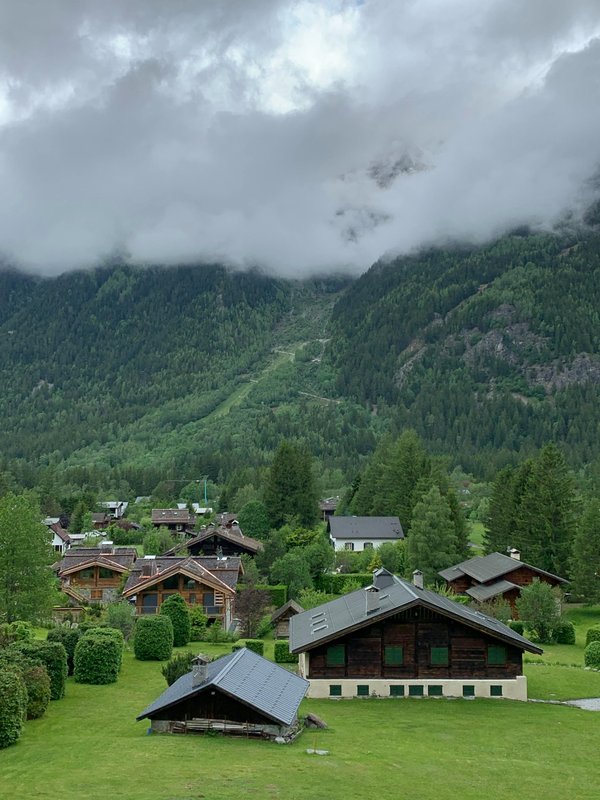 Find the best real estate agency Chamonix BARNES